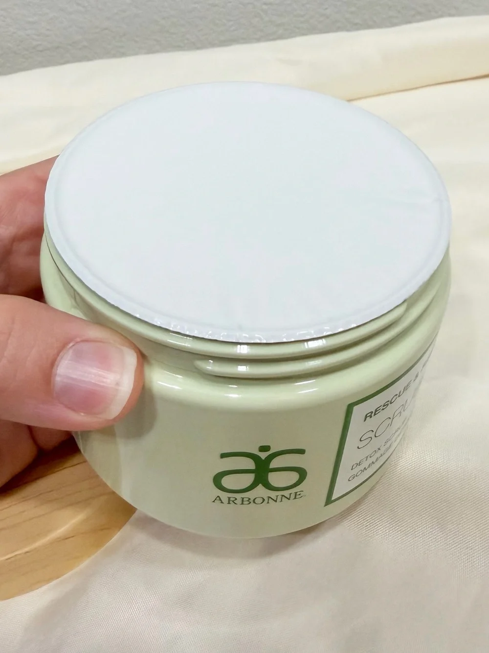 NWT Arbonne Rescue & Renew Detox Scrub Body Facial Essential Oils NEW Shower OS
